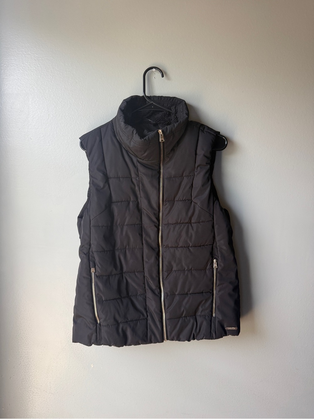 Calvin Klein Performance Women’s Puffer Vest Black Sherpa Lined Size L